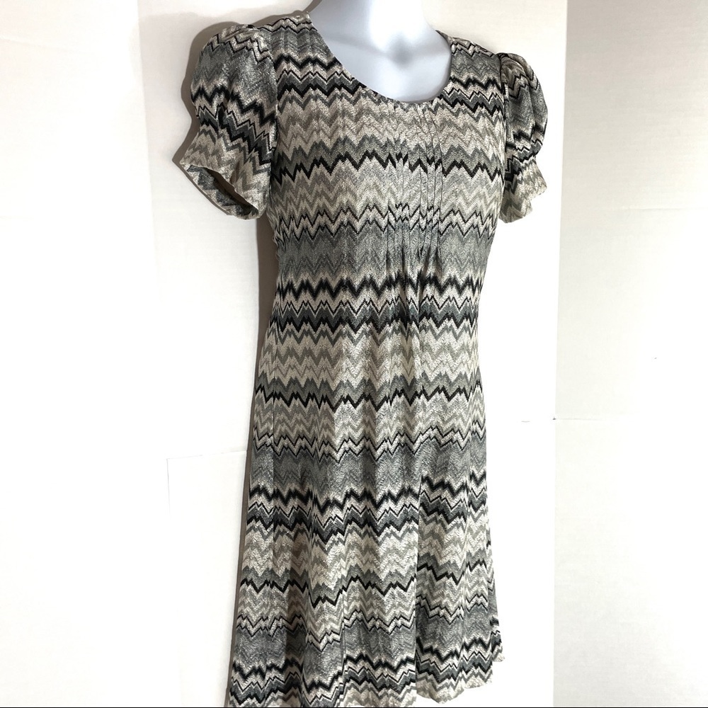 new directions dress, chevron print, size 6 - Picture 3 of 10